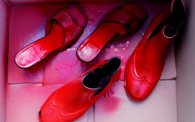 Des chaussures rouges sang pour d noncer les f minicides